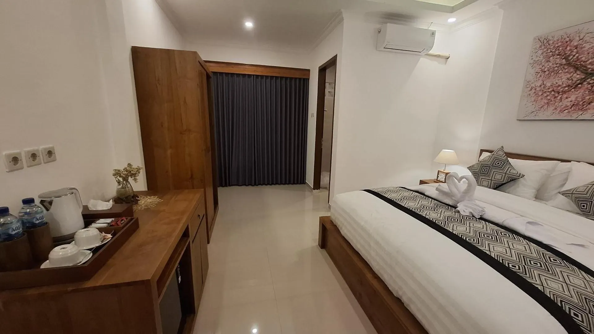 Asna House Hotel Ubud  0*, Ubud (Bali)